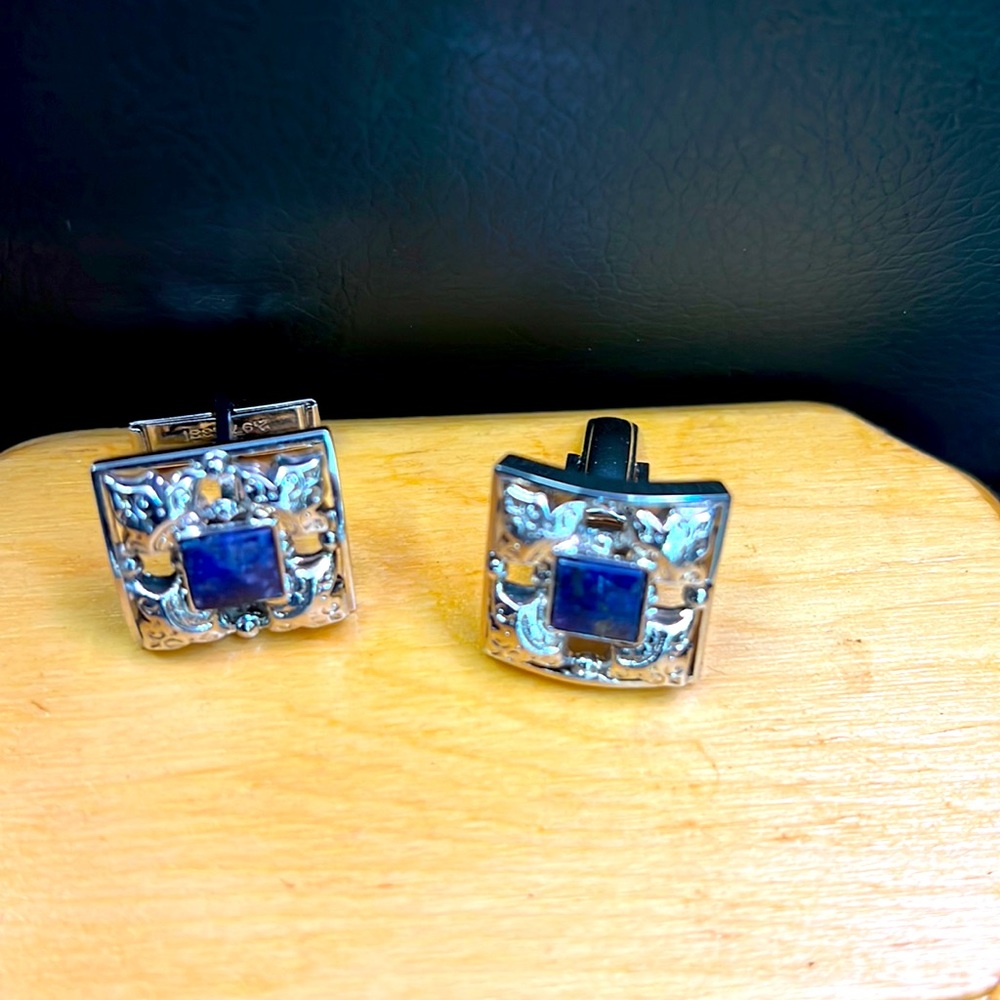 Cuff links